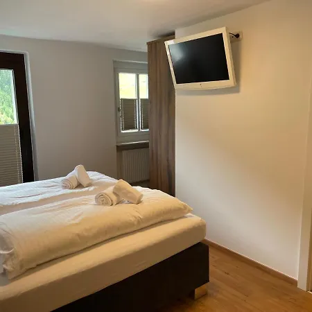 Apartament Haus Willibald Saalbach-Hinterglemm Zewnętrze zdjęcie