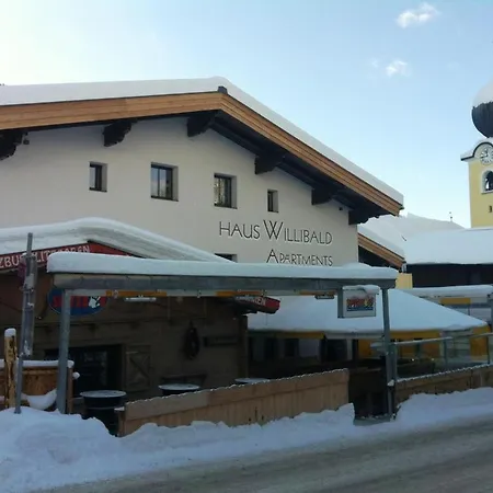 Apartament Haus Willibald Saalbach-Hinterglemm Zewnętrze zdjęcie